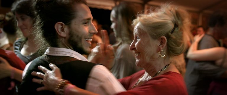 Le Grand Bal, un film de Laetitia Carton